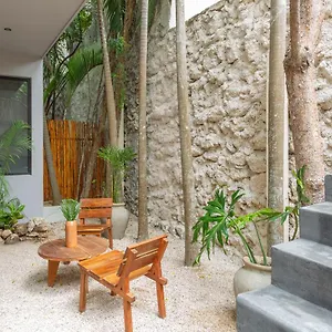 kanak-tulum.tulum-hotels.net/